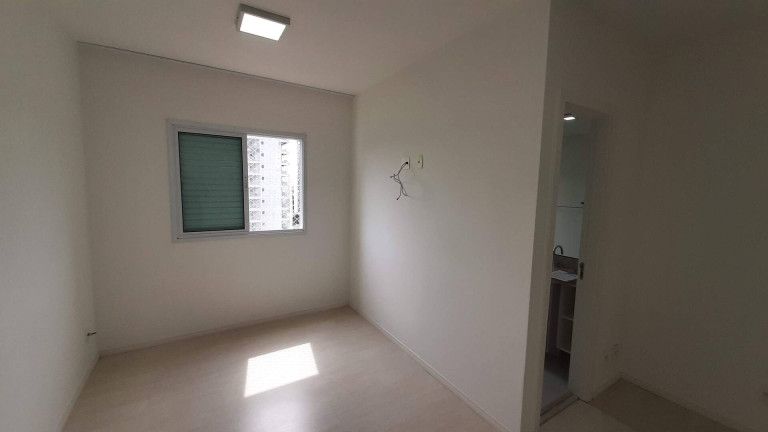 Imagem Apartamento com 2 Quartos à Venda, 70 m² em Empresarial 18 Do Forte - Barueri Imagem Apartamento com 2 Quartos à Venda, 70 m² em Empresarial 18 Do Forte - Barueri