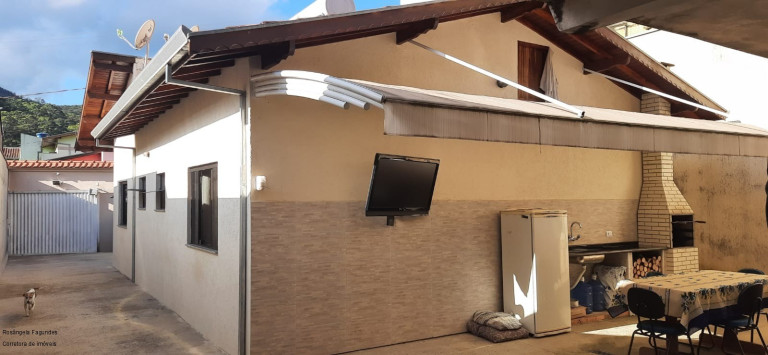 Imagem Casa com 3 Quartos à Venda, 200 m² em Jardim Campos Elísios - Poços De Caldas