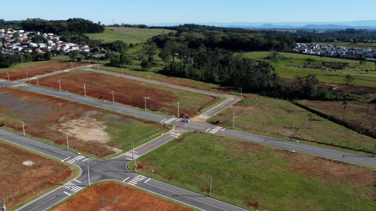 Imagem Terreno à Venda, 361 m² em Primeira Linha - Criciúma Imagem Terreno à Venda, 361 m² em Primeira Linha - Criciúma