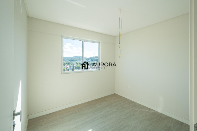 Imagem Apartamento com 2 Quartos à Venda, 67 m² em Centro - Camboriú
