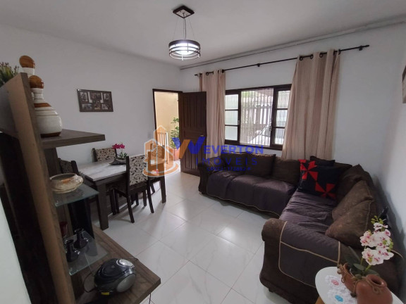 Imagem Casa com 2 Quartos à Venda, 126 m² em Jd. Santana - Mongaguá