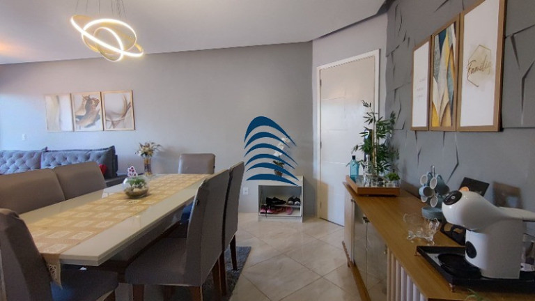 Imagem Imóvel com 3 Quartos à Venda, 75 m² em Centro - Lauro De Freitas