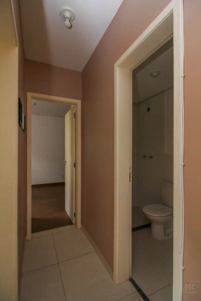 Imagem Imóvel com 2 Quartos à Venda, 52 m² em Cristal - Porto Alegre Imagem Imóvel com 2 Quartos à Venda, 52 m² em Cristal - Porto Alegre