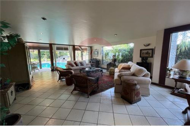 Imagem Casa com 4 Quartos à Venda, 456 m² em Barra Da Tijuca - Rio De Janeiro Imagem Casa com 4 Quartos à Venda, 456 m² em Barra Da Tijuca - Rio De Janeiro