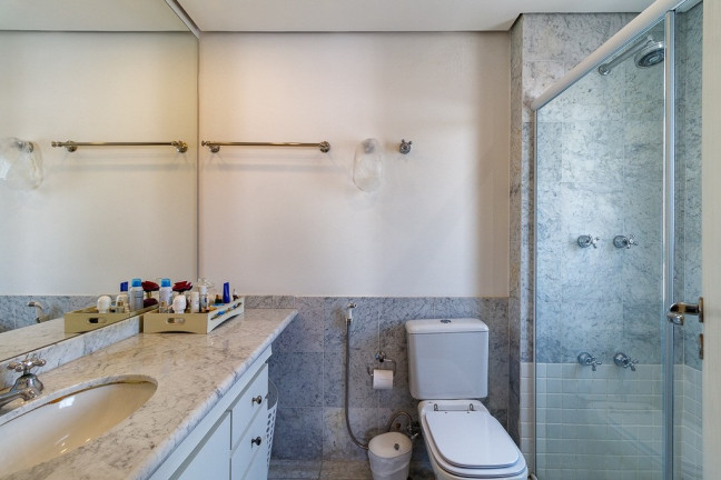 Imagem Imóvel com 4 Quartos à Venda, 223 m² em Vila Suzana - São Paulo Imagem Imóvel com 4 Quartos à Venda, 223 m² em Vila Suzana - São Paulo