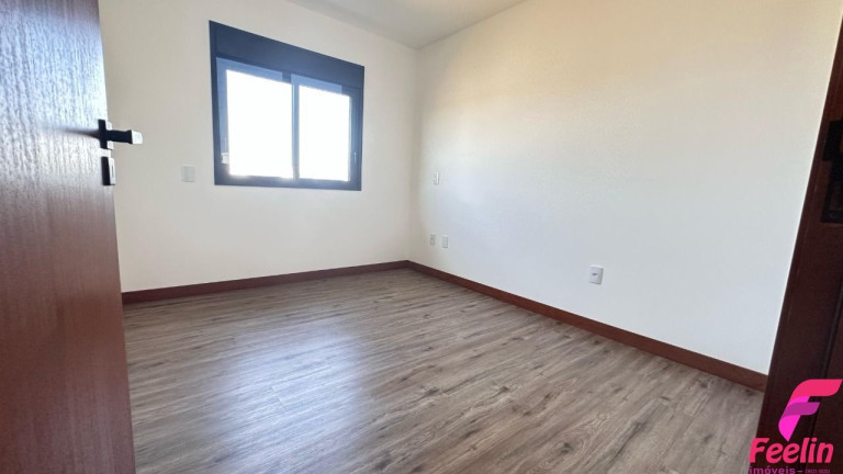 Imagem Casa com 3 Quartos à Venda, 163 m² em Campeche - Florianópolis