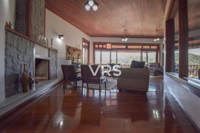 Casa com 6 Quartos à Venda, 476 m² em Comary - Teresópolis