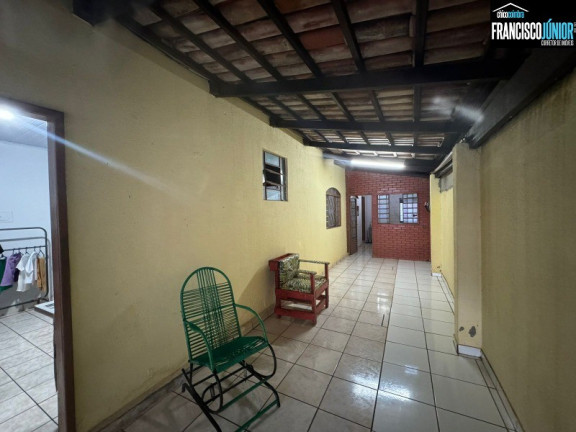 Imagem Casa com 4 Quartos à Venda, 296 m² em Setor Coimbra - Goiânia Imagem Casa com 4 Quartos à Venda, 296 m² em Setor Coimbra - Goiânia
