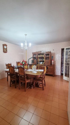 Imagem Sobrado com 3 Quartos à Venda, 243 m² em Jardim Palmares - Londrina