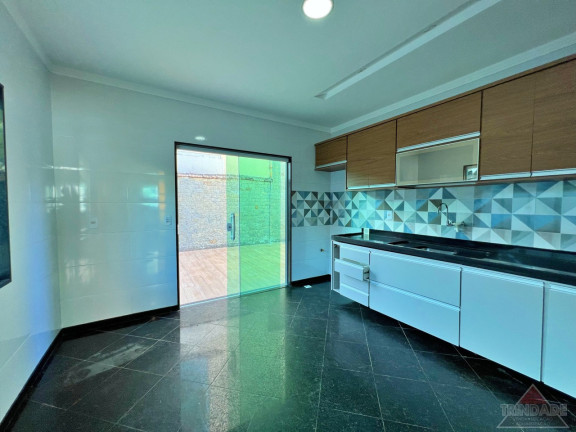 Imagem Casa com 5 Quartos à Venda, 350 m² em Recreio Dos Bandeirantes - Rio De Janeiro