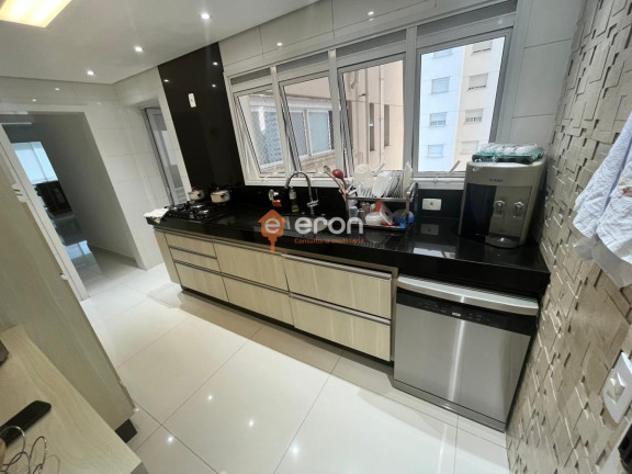 Imagem Apartamento com 3 Quartos à Venda, 155 m²
