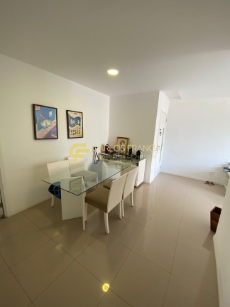 Imagem Apartamento com 3 Quartos à Venda, 82 m² em Jardim Apipema - Salvador