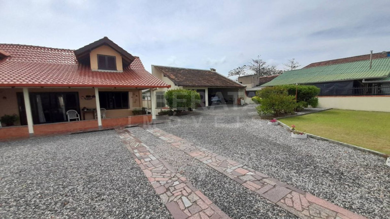 Imagem Sala Comercial à Venda, 217 m² em Meia Praia - Navegantes Imagem Sala Comercial à Venda, 217 m² em Meia Praia - Navegantes