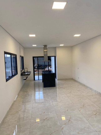 Imagem Casa com 3 Quartos à Venda, 126 m² em Villas Do Jaguari - Santana De Parnaíba Imagem Casa com 3 Quartos à Venda, 126 m² em Villas Do Jaguari - Santana De Parnaíba