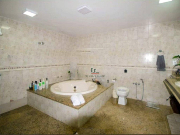 Imagem Casa com 7 Quartos à Venda, 1.800 m² em São Francisco - Niterói Imagem Casa com 7 Quartos à Venda, 1.800 m² em São Francisco - Niterói