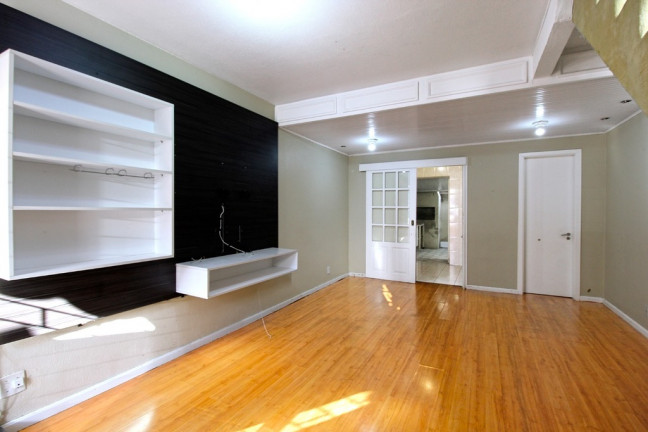 Imagem Casa com 2 Quartos à Venda, 79 m² em Morro Santana - Porto Alegre