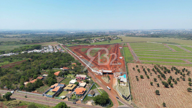 Terreno à Venda, 327 m² em Betel - Paulínia