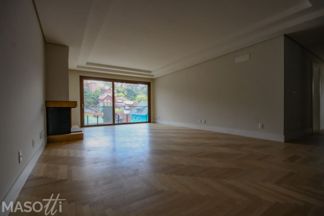 Apartamento com 2 Quartos à Venda, 10.093 m² em Centro - Gramado