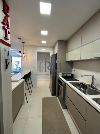 Imagem Apartamento com 3 Quartos à Venda, 121 m² em Centro - Florianópolis Imagem Apartamento com 3 Quartos à Venda, 121 m² em Centro - Florianópolis