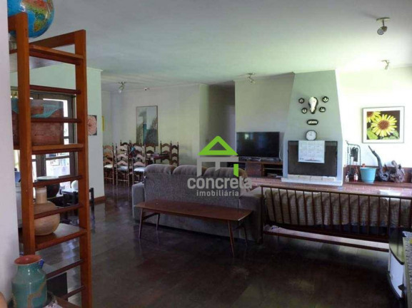 Imagem Chácara com 3 Quartos à Venda, 4.875 m² em Granja Viana - Carapicuíba