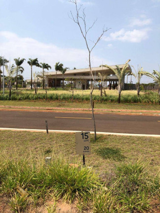 Terreno à Venda, 500 m² em Jardim Veraneio - Campo Grande