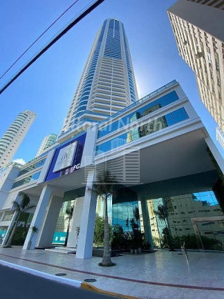 Apartamento com 3 Quartos à Venda, 165 m² em Pioneiros - Balneário Camboriú