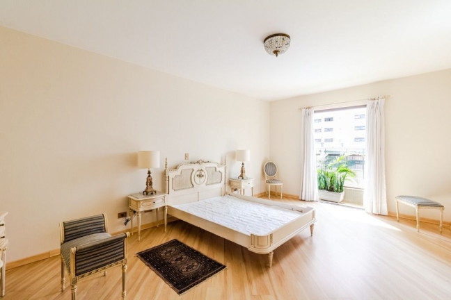 Imagem Apartamento com 4 Quartos à Venda, 267 m² em Moema - São Paulo
