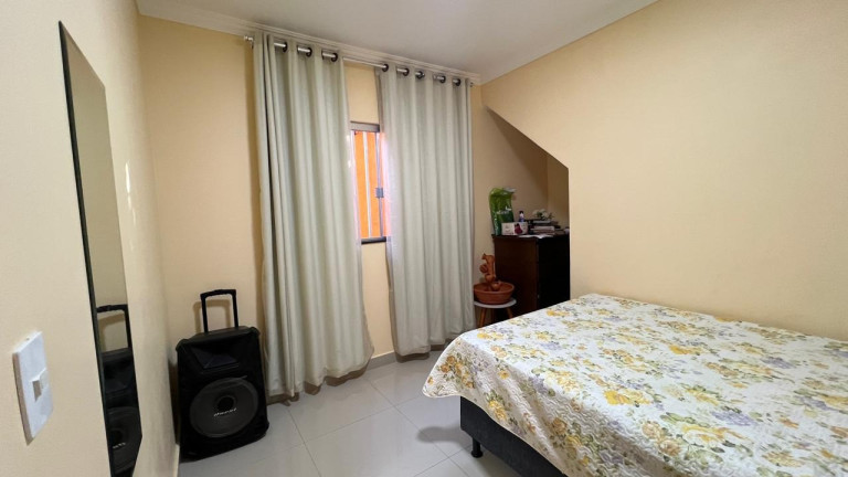 Imagem Casa com 4 Quartos à Venda, 378 m² em Samambaia Norte (samambaia) - Brasília Imagem Casa com 4 Quartos à Venda, 378 m² em Samambaia Norte (samambaia) - Brasília