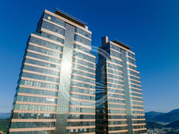 Apartamento com 4 Quartos à Venda, 261 m² em Centro - Balneário Camboriú