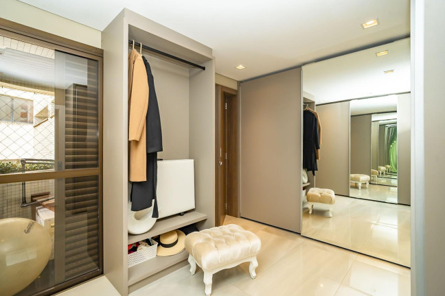 Imagem Apartamento com 3 Quartos à Venda, 350 m² em água Verde - Curitiba