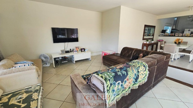 Imagem Casa com 3 Quartos à Venda, 291 m² em Jardim Paulista - Atibaia Imagem Casa com 3 Quartos à Venda, 291 m² em Jardim Paulista - Atibaia