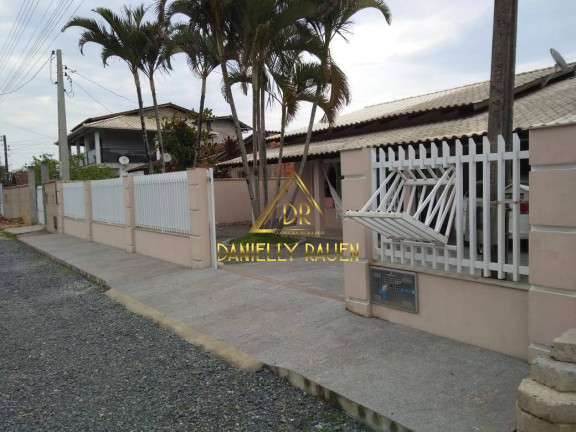 Casa com 1 Quarto à Venda, 286 m² em Armação - Penha