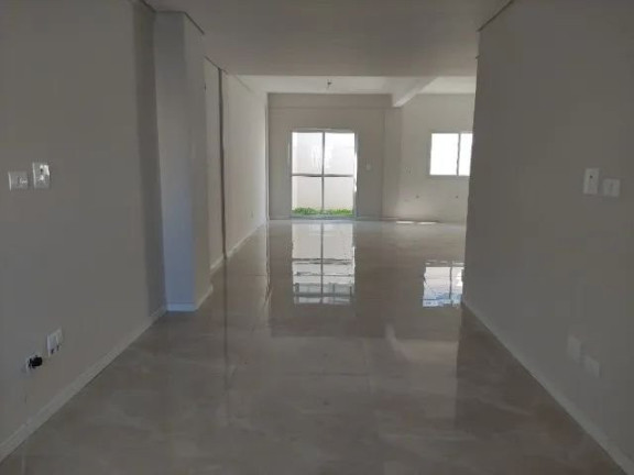 Imagem Sobrado com 3 Quartos à Venda, 180 m² em Portão - Curitiba