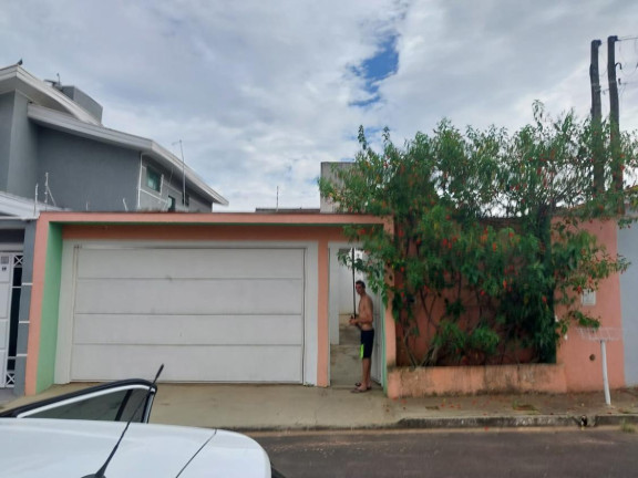 Casa com 2 Quartos à Venda, 120 m² em Centro - Estiva Gerbi