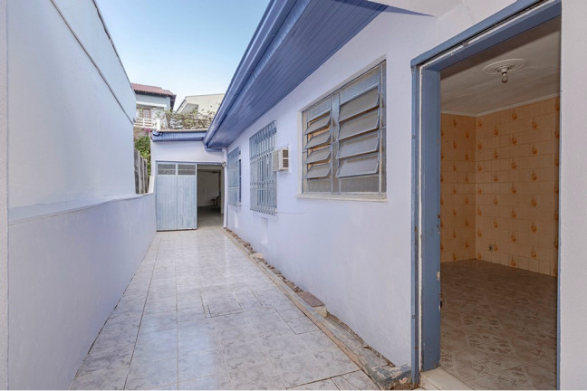 Imagem Casa com 3 Quartos à Venda, 195 m² em Jardim Itu - Porto Alegre Imagem Casa com 3 Quartos à Venda, 195 m² em Jardim Itu - Porto Alegre