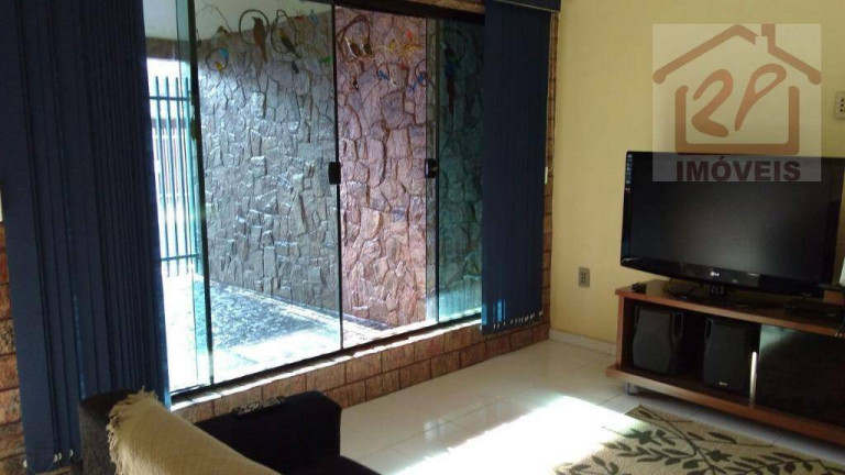 Imagem Casa com 3 Quartos à Venda, 84 m² em Jardim Primavera - Caçapava