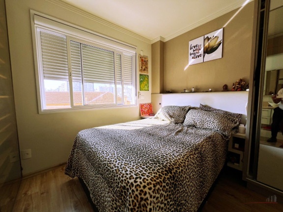 Imagem Apartamento com 3 Quartos à Venda, 109 m² em Centro - Florianópolis Imagem Apartamento com 3 Quartos à Venda, 109 m² em Centro - Florianópolis