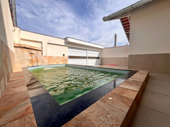 Imagem Casa com 3 Quartos à Venda, em Real - Praia Grande Imagem Casa com 3 Quartos à Venda, em Real - Praia Grande