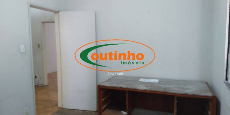 Imagem Apartamento com 3 Quartos à Venda, 130 m² em Tijuca - Rio De Janeiro Imagem Apartamento com 3 Quartos à Venda, 130 m² em Tijuca - Rio De Janeiro
