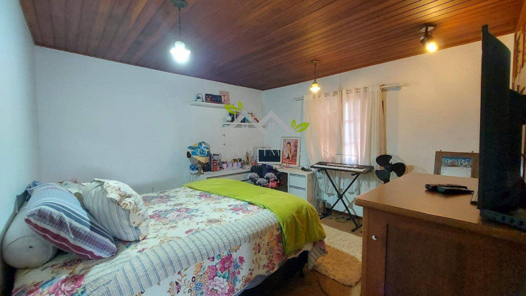 Imagem Casa com 3 Quartos à Venda, 305 m² em Recanto Dubieux - Campos Do Jordão Imagem Casa com 3 Quartos à Venda, 305 m² em Recanto Dubieux - Campos Do Jordão