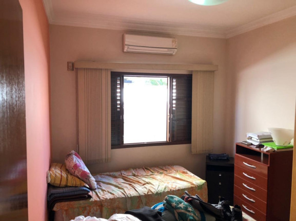 Imagem Casa com 3 Quartos à Venda, 300 m² em Jardim Independência - Taubaté Imagem Casa com 3 Quartos à Venda, 300 m² em Jardim Independência - Taubaté
