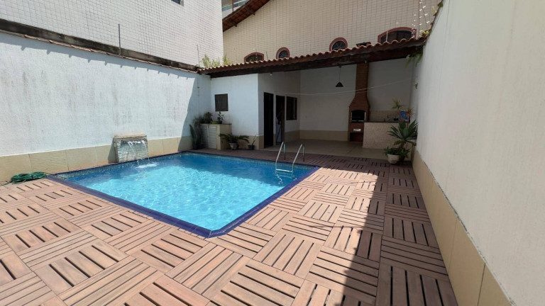 Imagem Casa com 3 Quartos à Venda, 179 m² em Vila Caiçara - Praia Grande Imagem Casa com 3 Quartos à Venda, 179 m² em Vila Caiçara - Praia Grande