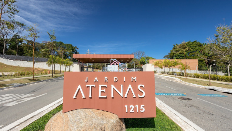 Terreno à Venda, 700 m² em Jardim Santa Teresa - Jundiaí