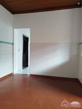 Imagem Casa com 3 Quartos para Alugar,  em Centro - Jacareí