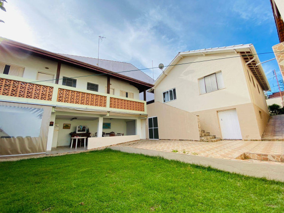 Imagem Casa com 4 Quartos à Venda, 300 m² em Vila Santista - Atibaia Imagem Casa com 4 Quartos à Venda, 300 m² em Vila Santista - Atibaia