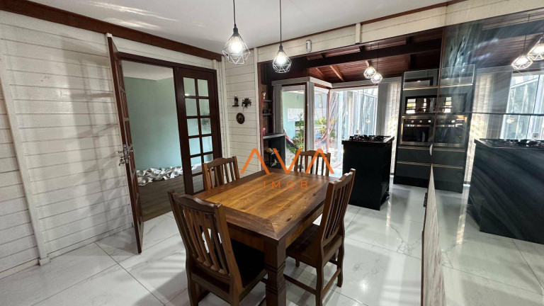 Imagem Casa com 3 Quartos à Venda, 130 m² em Ingleses - Florianópolis Imagem Casa com 3 Quartos à Venda, 130 m² em Ingleses - Florianópolis