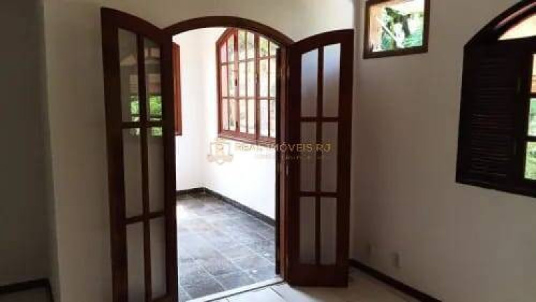 Imagem Casa com 4 Quartos à Venda, 238 m² em Vargem Pequena - Rio De Janeiro