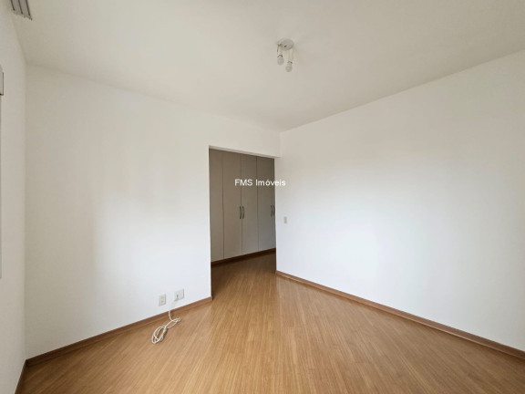 Imagem Imóvel com 4 Quartos à Venda, 143 m² em Ipiranga - São Paulo Imagem Imóvel com 4 Quartos à Venda, 143 m² em Ipiranga - São Paulo