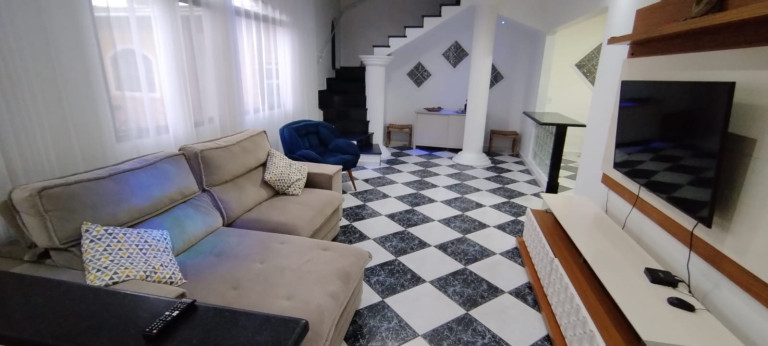 Imagem Sobrado com 3 Quartos à Venda, 240 m² em Maracanã - Praia Grande Imagem Sobrado com 3 Quartos à Venda, 240 m² em Maracanã - Praia Grande