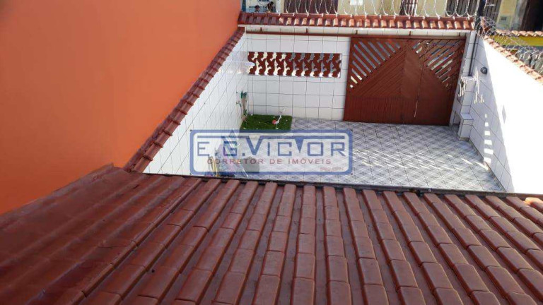 Imagem Sobrado com 3 Quartos à Venda, 135 m² em Balneário Regina Maria - Mongaguá